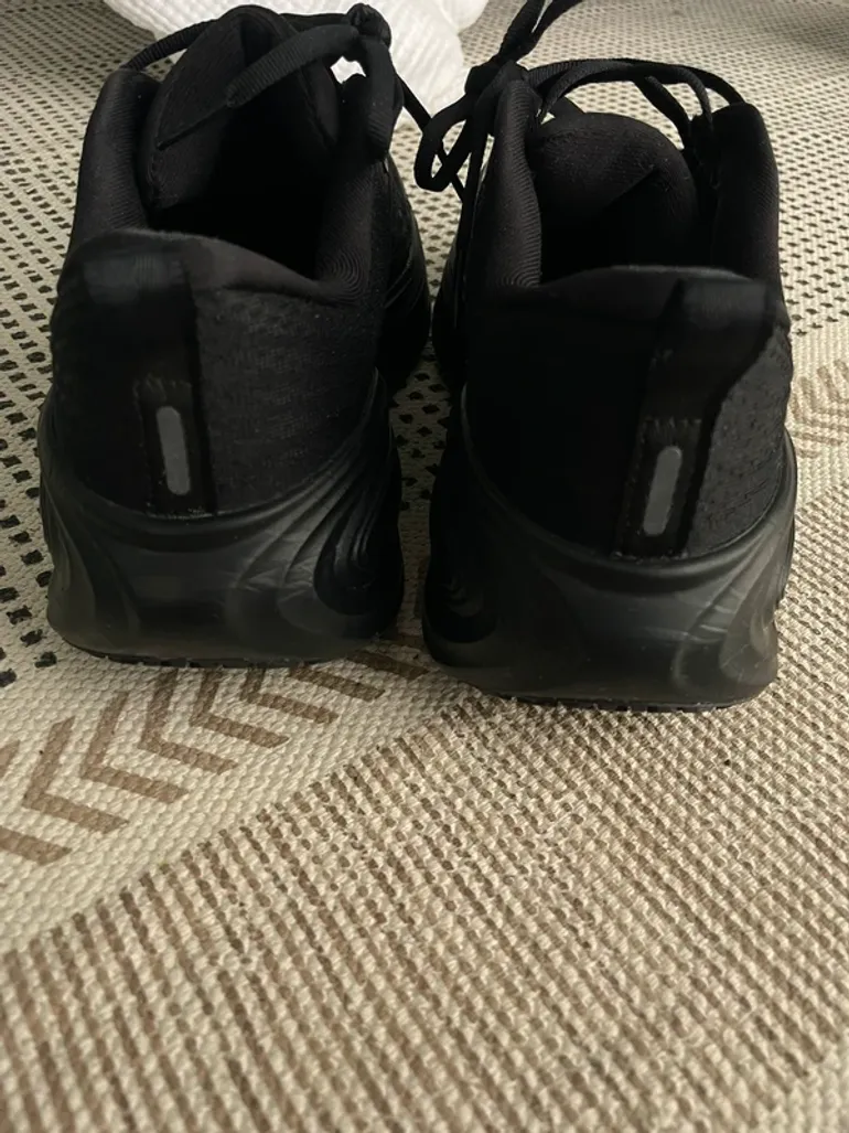 Použité Nike Vomero Plus bike — obrázek 8 z 9