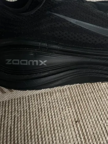 Použité Nike Vomero Plus bike — obrázek 5 z 9