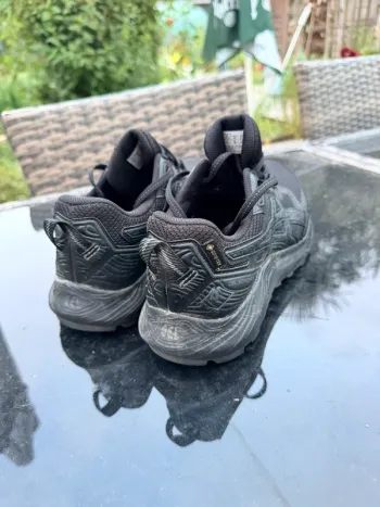 Used Asics Gel Sonoma 7 GTX bike — image 2 of 5