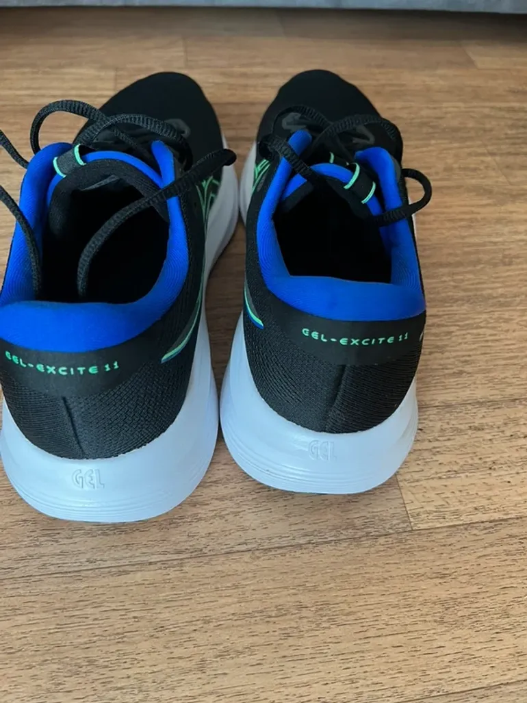 Used Asics Gel Excite 11 bike — image 4 of 4