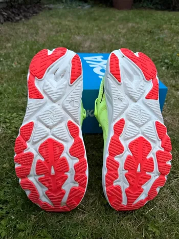 Hoka Arahi 8 bike d'occasion — image 3 sur 6