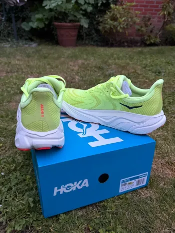 Hoka Arahi 8 bike d'occasion — image 4 sur 6