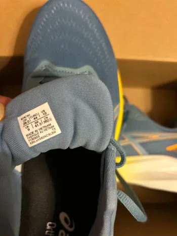 Used Asics Gel Kinjo bike — image 4 of 8