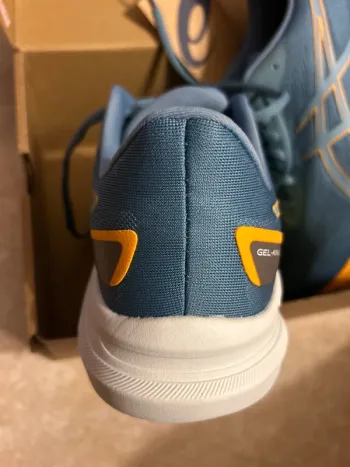 Used Asics Gel Kinjo bike — image 7 of 8