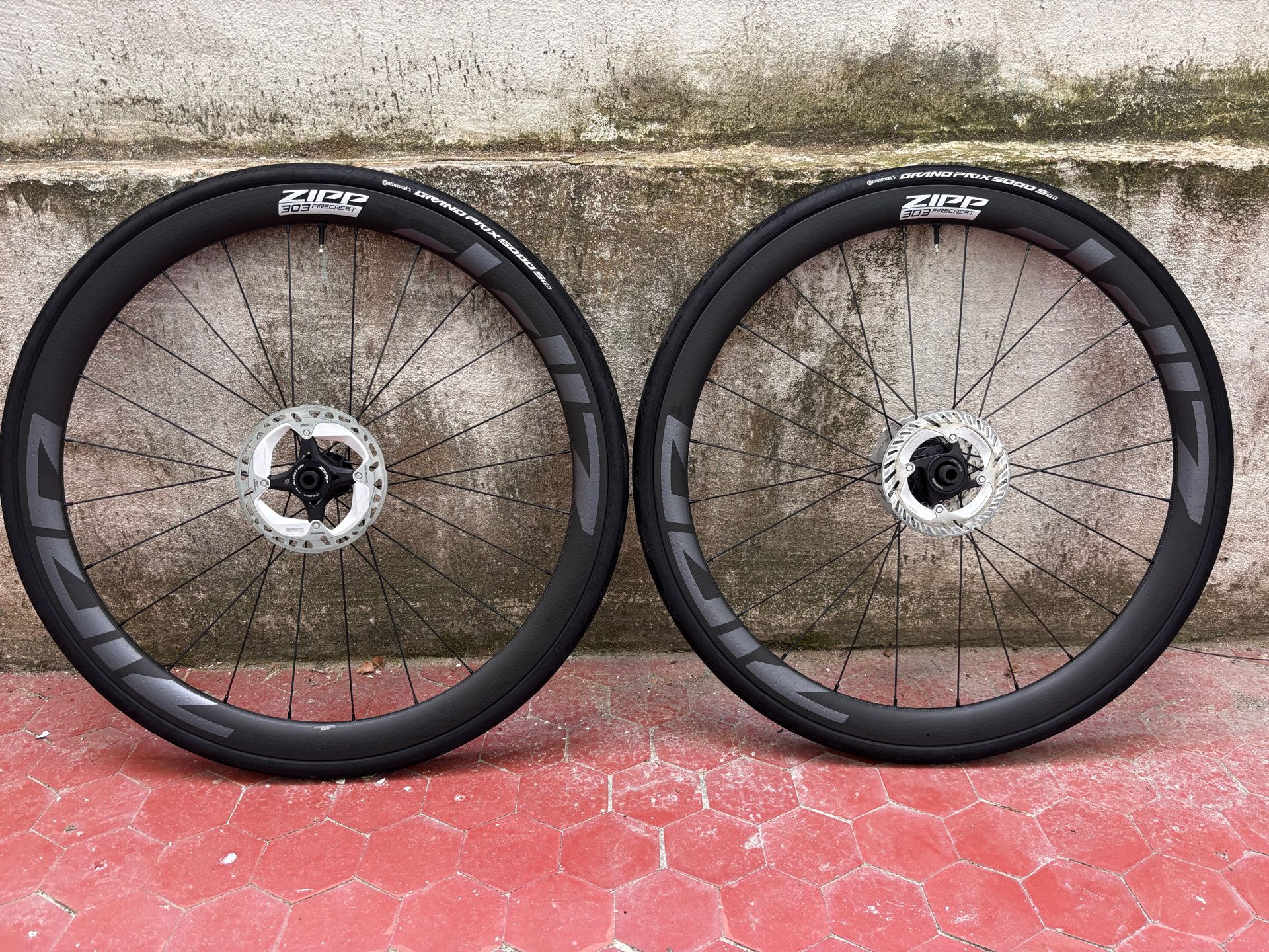 Used Zipp 303 Firecrest Wheels – € 999 | buycycle