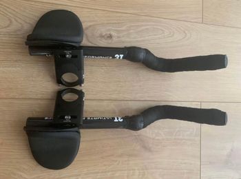 Used 3T Ultimate Performance Carbon Clip-On Aerobars bike