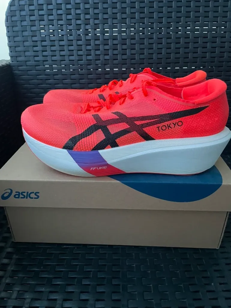 Used Asics Metaspeed Sky Tokyo bike — image 1 of 6
