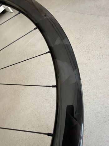 Used Miche Kleos 42 Carbon Wheelset 2025 bike — image 3 of 6