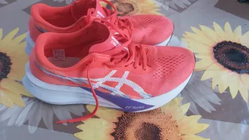 Used Asics Meta Speed FF Turbo Running Shoes