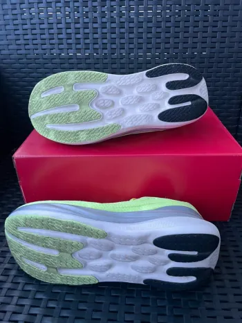 Gebrauchtes New Balance 1080 v15 bike — Bild 3 von 6