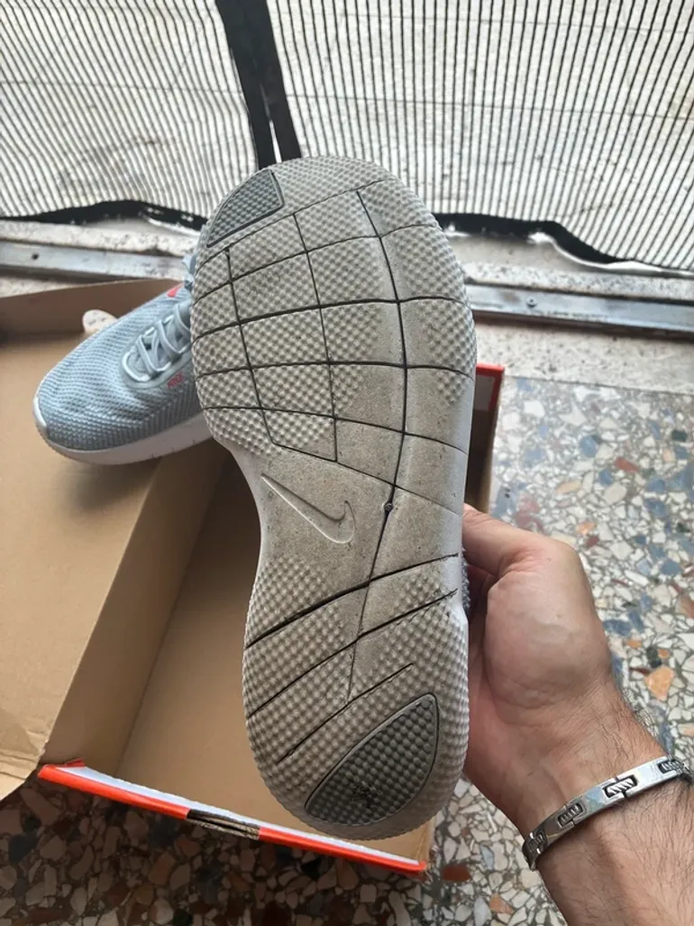 Použité Nike Free 2025 bike — obrázek 2 z 3