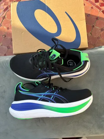 Použité Asics Nimbus 28 bike — obrázek 2 z 15