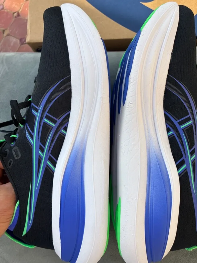 Použité Asics Nimbus 28 bike — obrázek 14 z 15