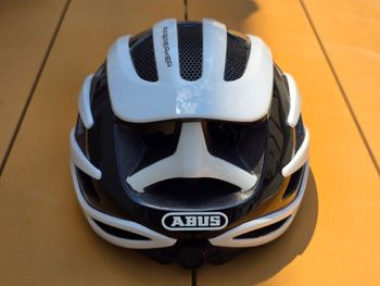 Used ABUS Airbreaker Helmet 2025 bike — image 5 of 6