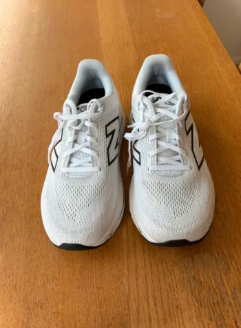 New Balance M860v14 bike usato — immagine 4 di 7