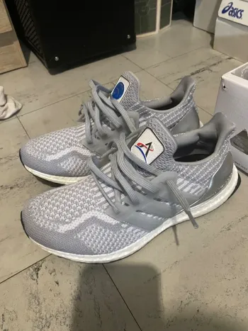 Adidas Ultraboost DNA bike usato — immagine 4 di 6