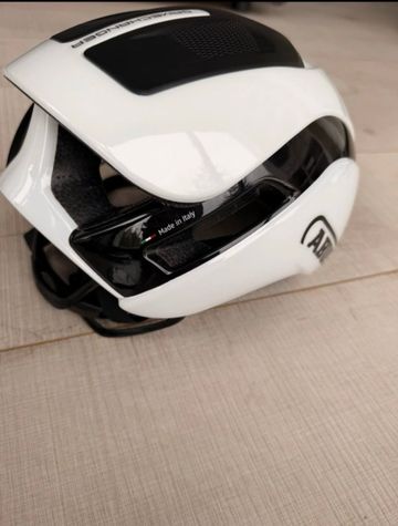 Używany ABUS Gamechanger 2.0 White/Black Size S bike — zdjęcie 6 z 7