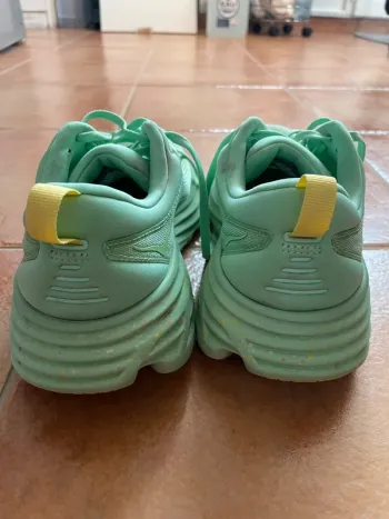 Tweedehands Hoka Bondi 8 bike — afbeelding 4 van 9