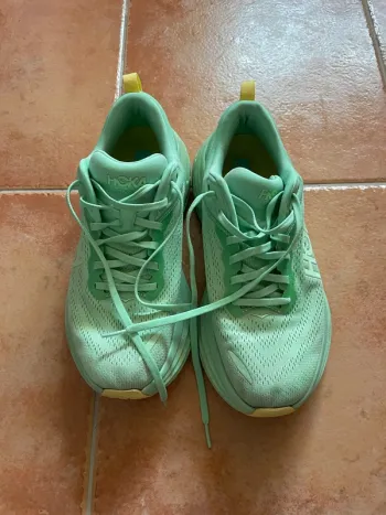 Tweedehands Hoka Bondi 8 bike — afbeelding 2 van 9