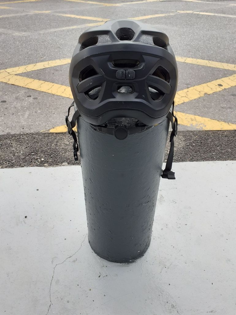 Used Rockrider MTB Helmet 2026 bike — image 4 of 7