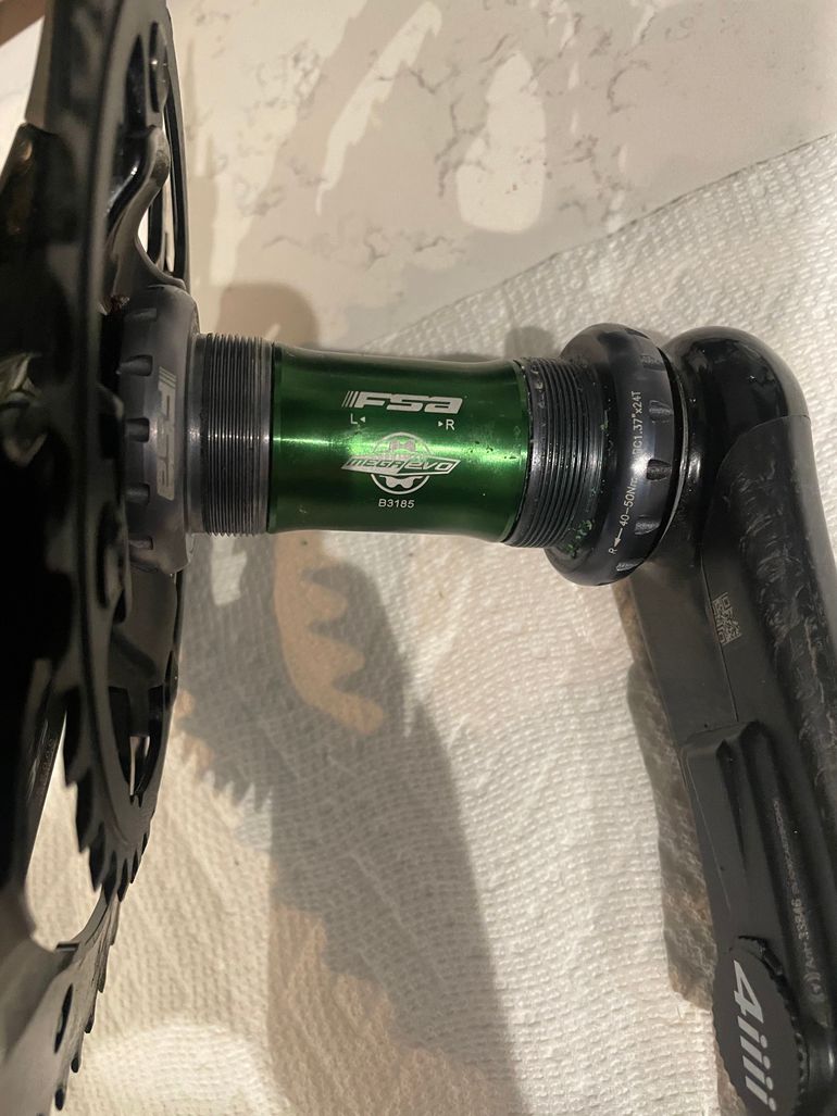 Used Fsa SLK Light Crankset with Left-sided 4iii Powermeter and Bottom Bracket bike — image 2 of 2