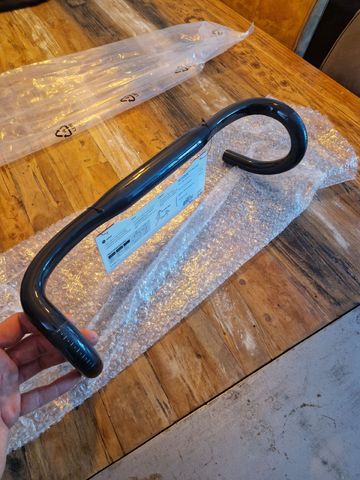 Bontrager Pro VR-C Road Handlebar Cockpit usato