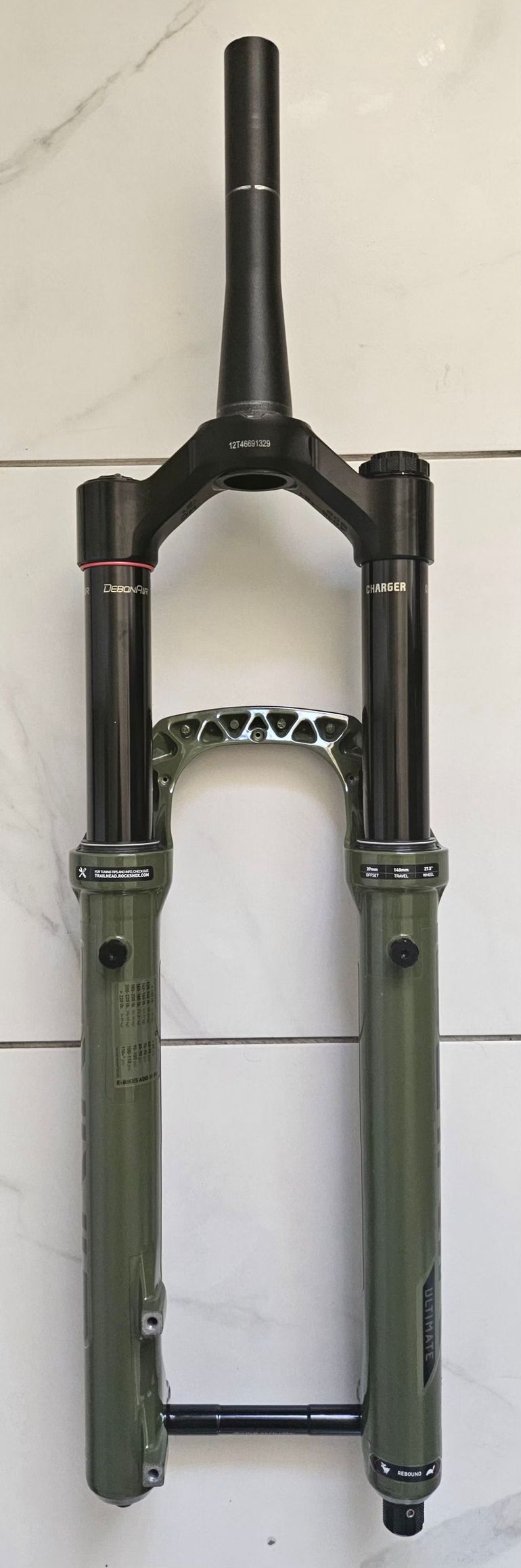 Použité RockShox Lyrik Ultimate Charger 3.1 RC2 27.5 140mm 2025 bike — obrázek 3 z 17