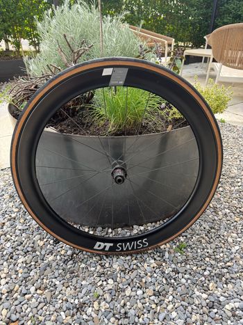 Tweedehands Dt Swiss ARC 1400 DICUT DB 50 Carbon Laufradsatz 2024 bike
