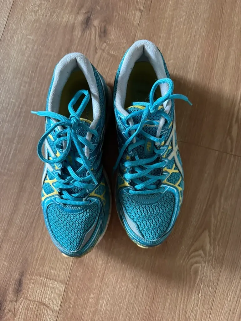Used Asics Laufschuhe bike — image 2 of 3