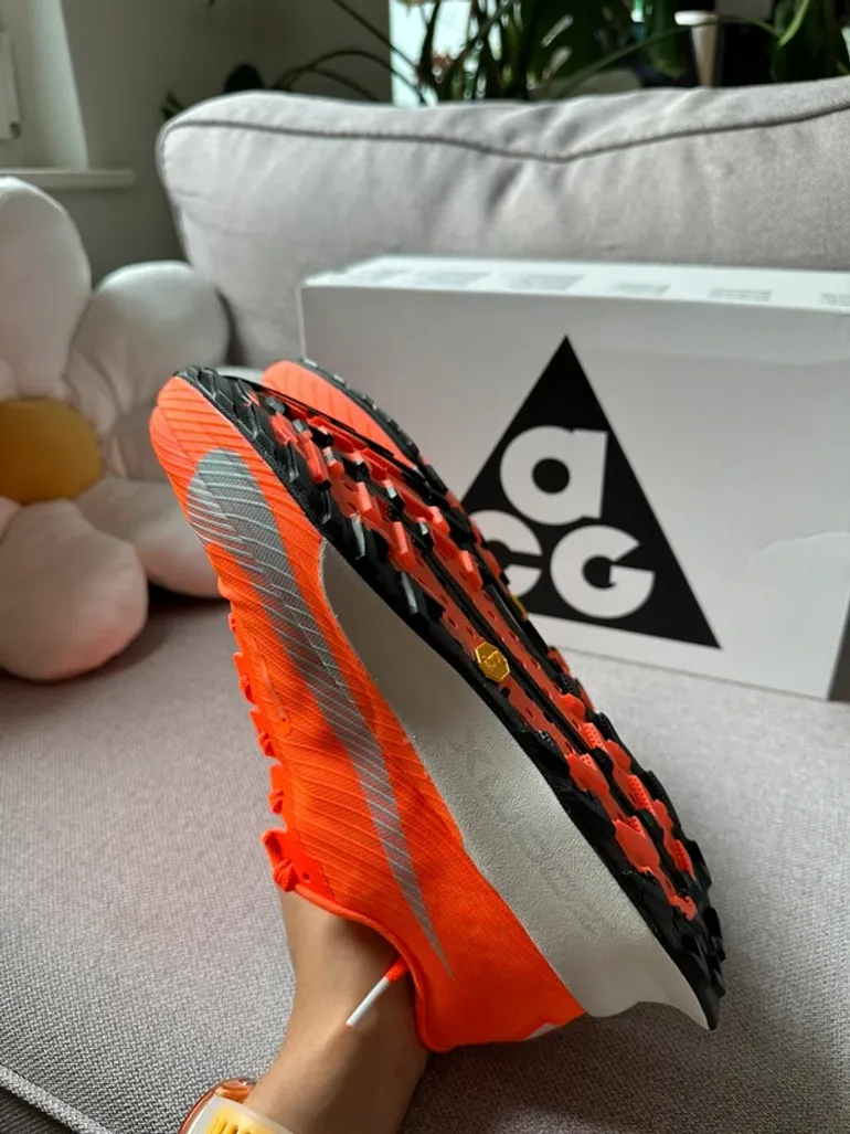 Použité Nike ACG Ultrafly Trail bike — obrázek 9 z 10