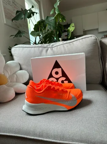 Použité Nike ACG Ultrafly Trail bike — obrázek 7 z 10