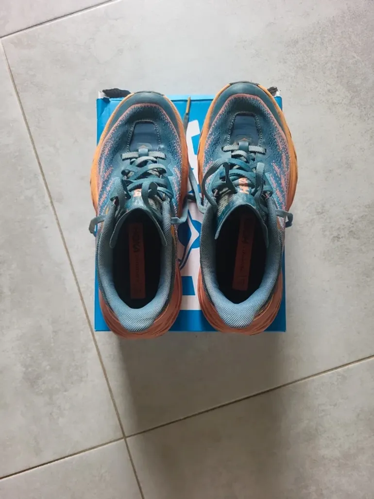 Použité Hoka Speedgoat 5 bike — obrázek 1 z 2