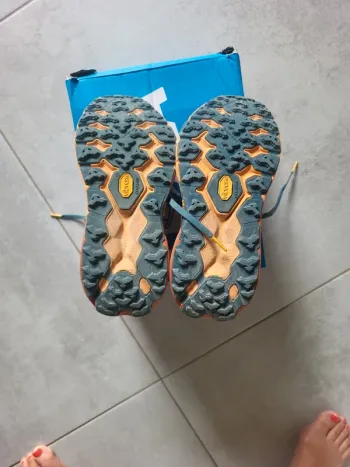 Použité Hoka Speedgoat 5 bike — obrázek 2 z 2