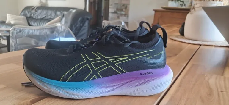 Used Asics Gel Nimbus bike — image 3 of 7