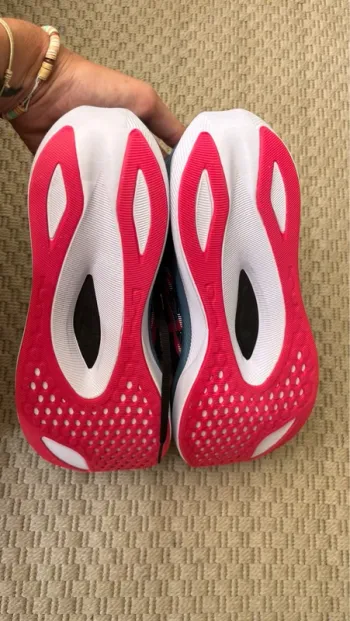 Used Asics Magic Speed 4 bike — image 6 of 7