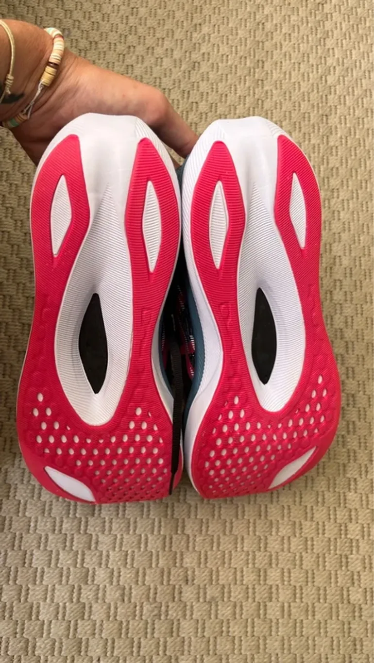 Used Asics Magic Speed 4 bike — image 6 of 7