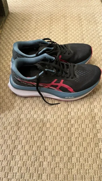 Used Asics Magic Speed 4 bike