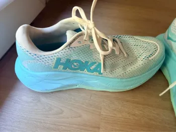 Tweedehands Hoka Rincon 4 bike — afbeelding 2 van 5