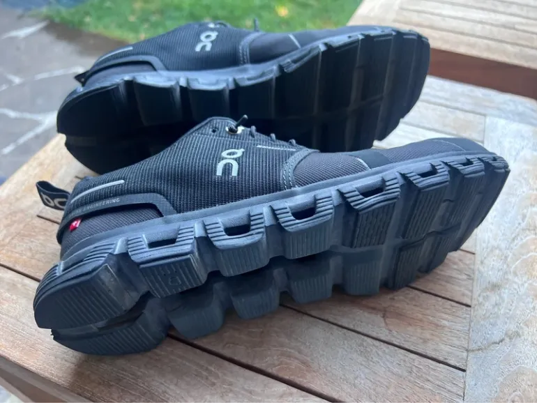 Použité On Running Cloud Waterproof bike — obrázek 8 z 10