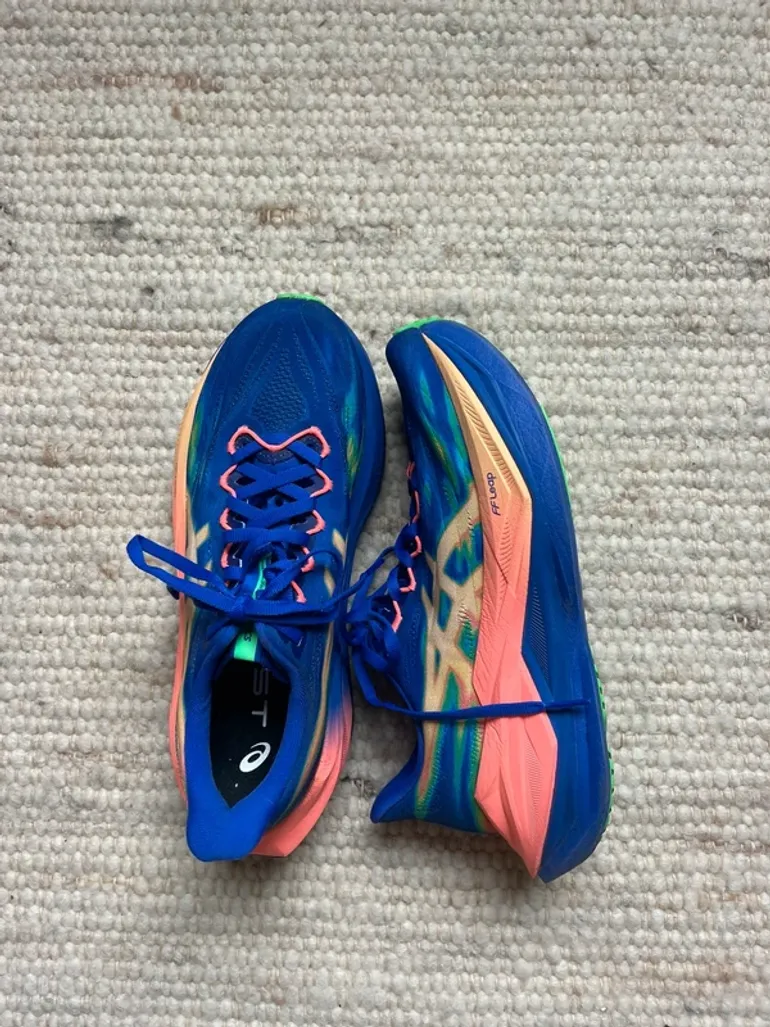Used Asics Superblast 3 bike — image 1 of 5
