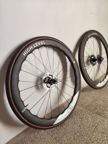 Used high level HL3 2025 bike — image 3 of 3