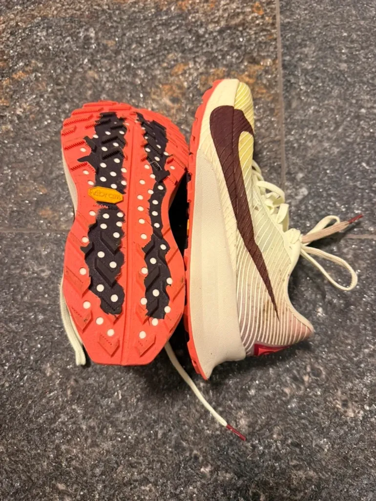 Použité Time ACG Running shoes bike — obrázek 1 z 4