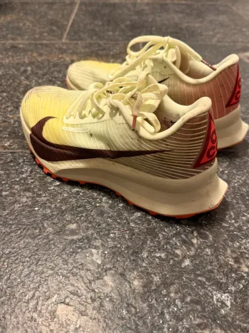 Použité Time ACG Running shoes bike — obrázek 2 z 4