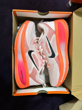 Použité Nike Vomero 18 bike — obrázek 2 z 11