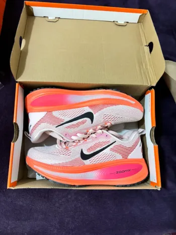 Použité Nike Vomero 18 bike — obrázek 3 z 11
