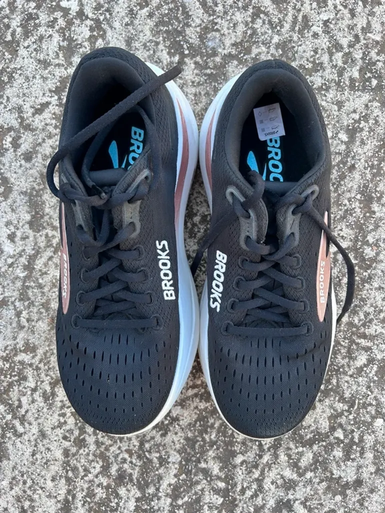 Used Brooks Ghost Max 3W bike — image 2 of 3