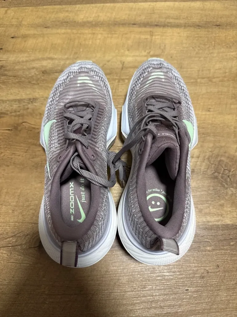 Použité Nike ZoomX Invincible Run 4 bike — obrázek 5 z 8