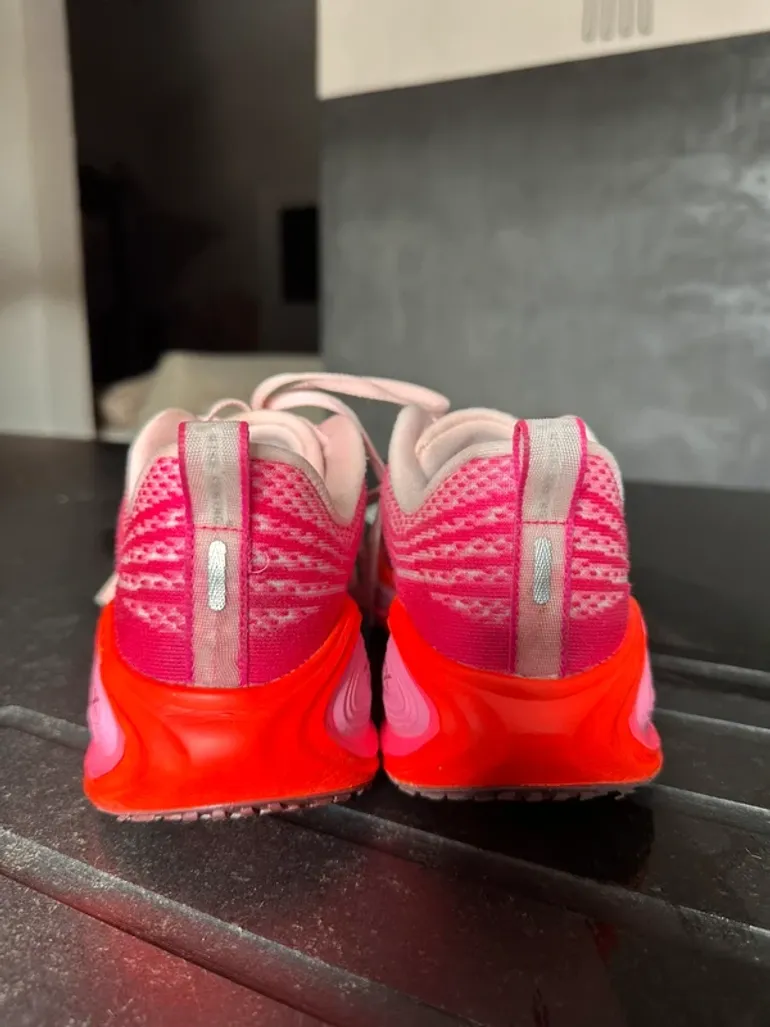 Použité Nike Vomero Plus bike — obrázek 4 z 4