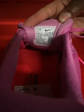 Použité Nike Running Shoes bike — obrázek 3 z 3