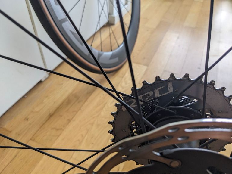 Zipp 404 Firecrest 2025 bike d'occasion — image 6 sur 7